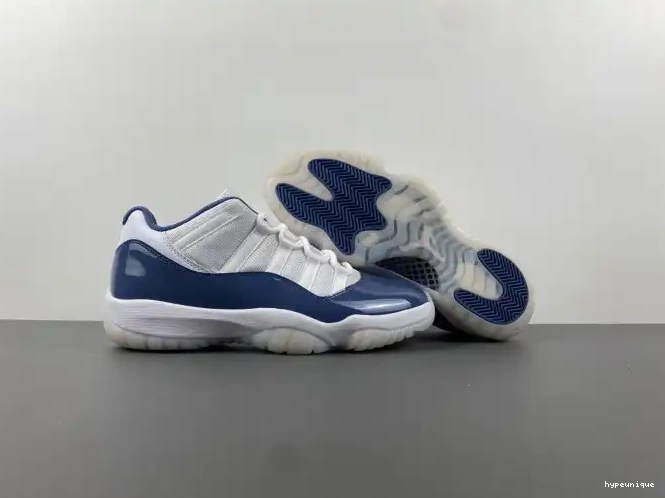 HYPE (2024) Low FV5104-104 Retro 11 Navy Jordan Midnight 0605